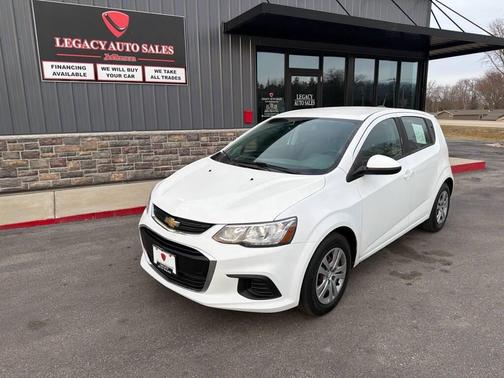 2017 Chevrolet Sonic LT