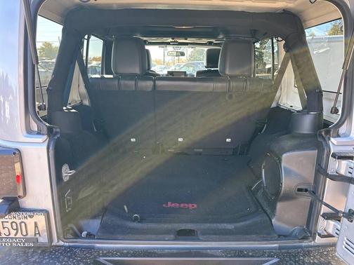 2012 Jeep Wrangler Unlimited Altitude