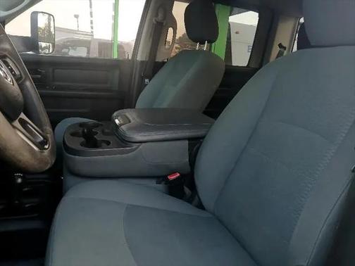 2018 RAM 2500 Tradesman Crew Cab LWB 4WD