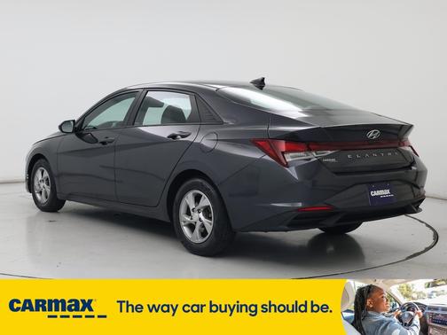 2021 Hyundai ELANTRA SE