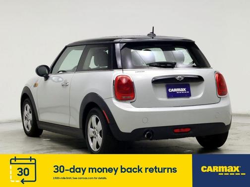 Photo 2 of 25 of 2017 MINI Hardtop Cooper