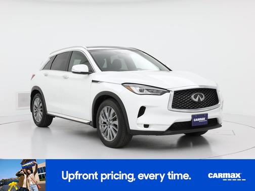 White 2023 INFINITI QX50 Luxe