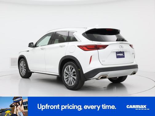 White 2023 INFINITI QX50 Luxe