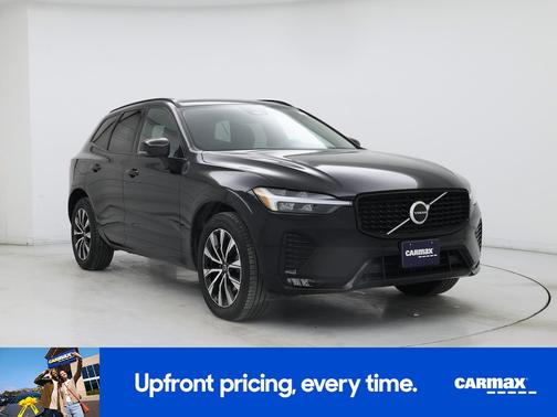 2023 Volvo XC60 B5 Plus Dark Theme