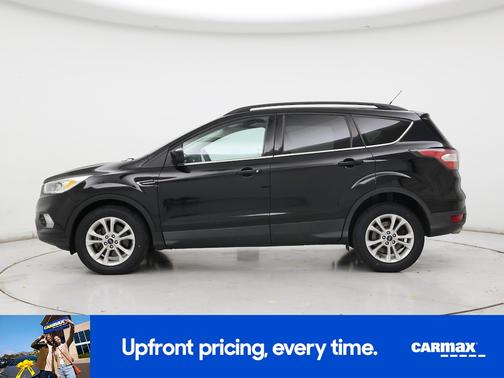 Black 2017 Ford Escape SE