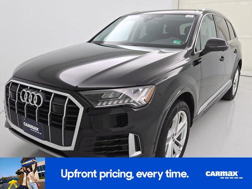 2023 Audi Q7 Premium Plus