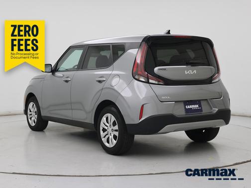 Gray 2024 Kia Soul LX