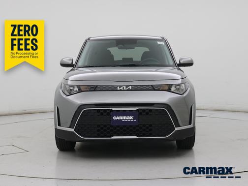 Gray 2024 Kia Soul LX
