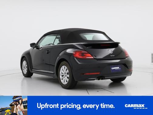 Black 2018 Volkswagen Beetle SE
