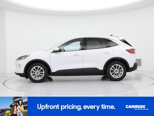 White 2020 Ford Escape SE