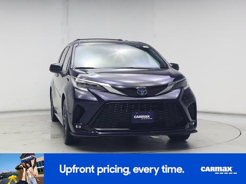 2022 Toyota Sienna XSE
