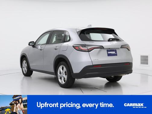 Silver 2025 Honda HR-V LX