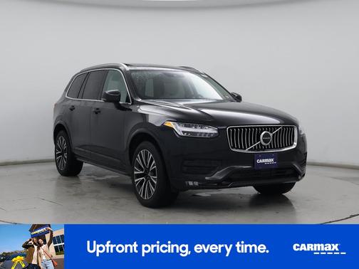 2022 Volvo XC90 T5 Momentum