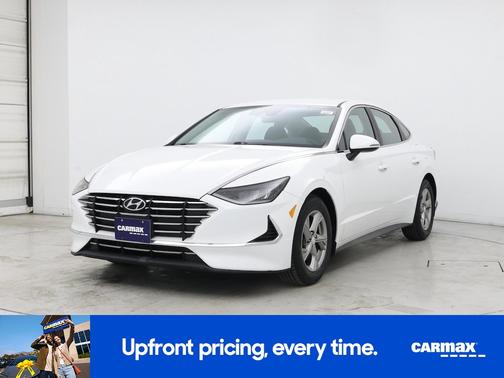 White 2023 Hyundai SONATA SE