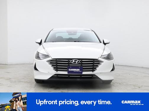 White 2023 Hyundai SONATA SE