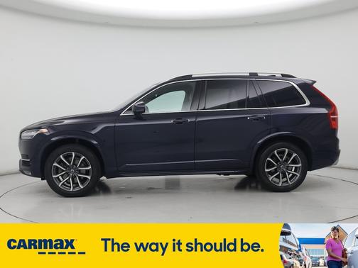 2017 Volvo XC90 T6 Momentum