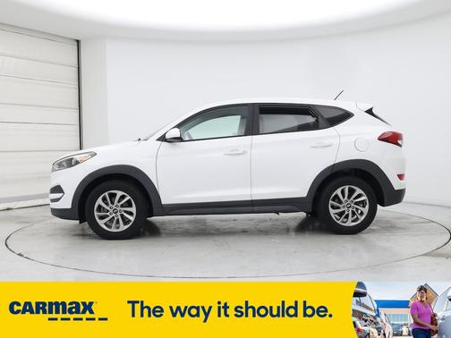 2018 Hyundai TUCSON SE