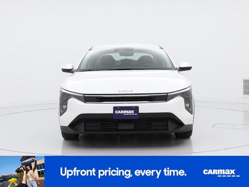 White 2025 Kia K4 LXS