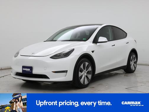 White 2023 Tesla Model Y Long Range