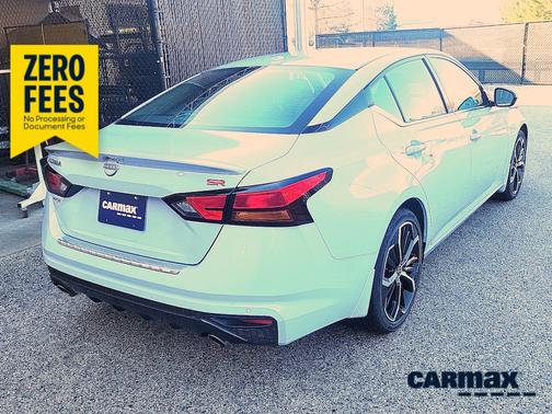 Gray 2023 Nissan Altima SR