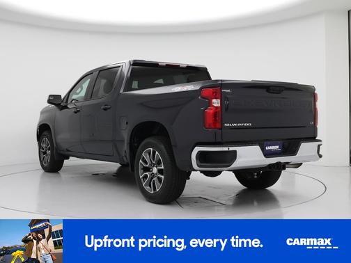 Gray 2022 Chevrolet Silverado 1500 LT