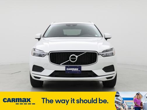 2020 Volvo XC60 T5 Momentum