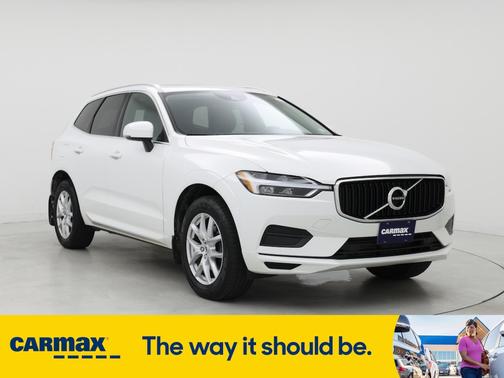 2020 Volvo XC60 T5 Momentum