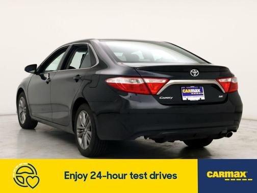 Photo 2 of 23 of 2016 Toyota Camry SE