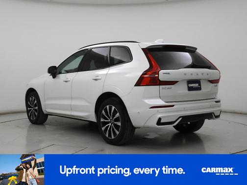 2023 Volvo XC60 B5 Plus Dark Theme