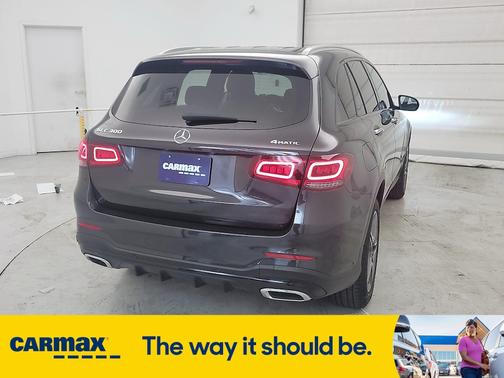 2021 Mercedes-Benz GLC 300
