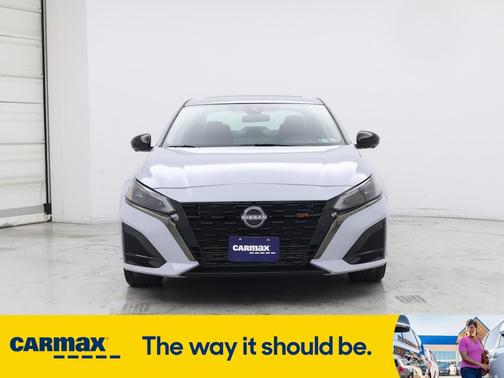 2023 Nissan Altima SR