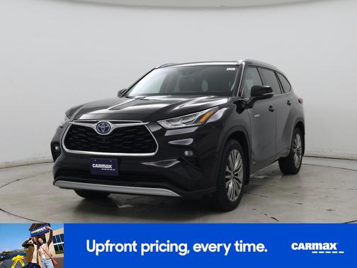Black 2020 Toyota Highlander Hybrid Platinum