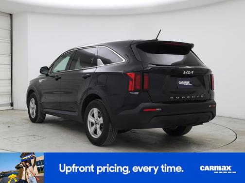 2022 Kia Sorento LX