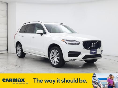 2018 Volvo XC90 T6 Momentum