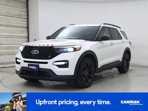 White 2023 Ford Explorer ST