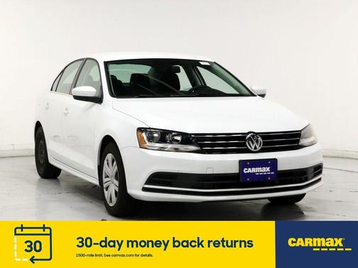 Photo 4 of 25 of 2017 Volkswagen Jetta 1.4T S