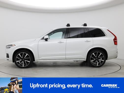 2021 Volvo XC90 T6 Momentum