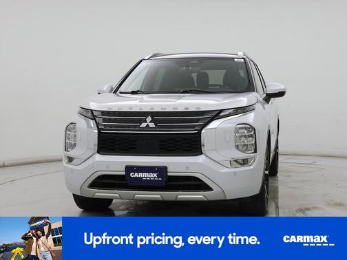 Silver 2023 Mitsubishi Outlander SEL