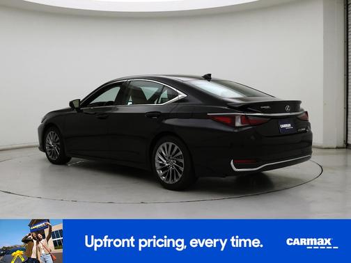 2024 Lexus ES 300h Luxury