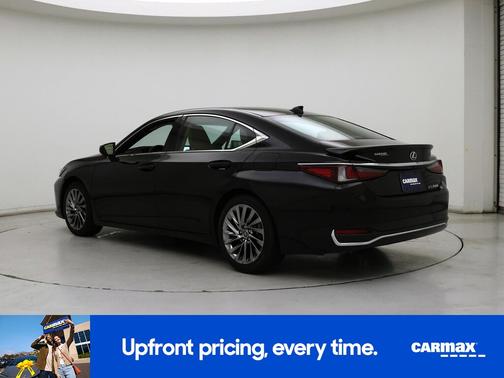 2024 Lexus ES 300h Luxury