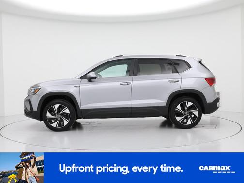 Silver 2023 Volkswagen Taos SE