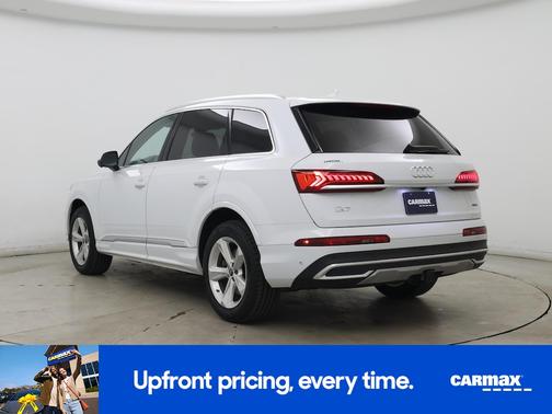 White 2022 Audi Q7 Premium Plus