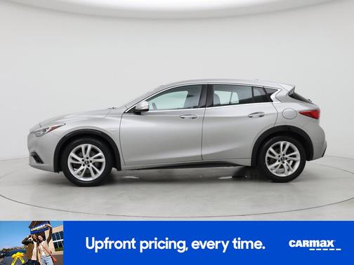 2017 INFINITI QX30 Base (DCT) (EOP 10-31-16)