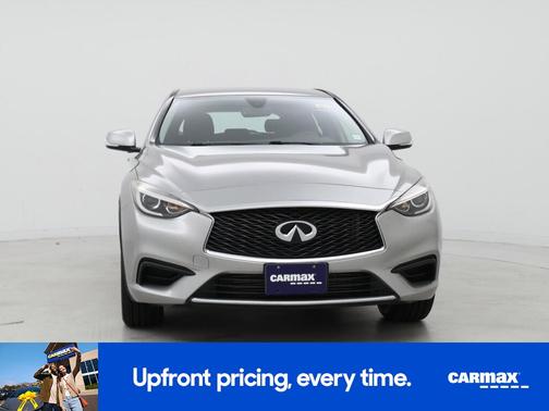 2017 INFINITI QX30 Base (DCT) (EOP 10-31-16)