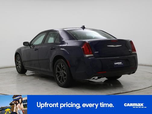 2016 Chrysler 300 S