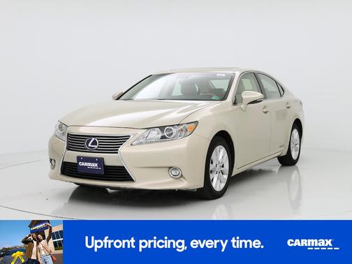 2015 Lexus ES 300h 
