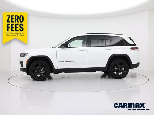 White 2023 Jeep Grand Cherokee Altitude