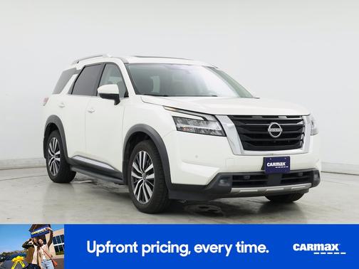 2022 Nissan Pathfinder Platinum