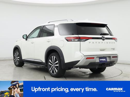 2022 Nissan Pathfinder Platinum