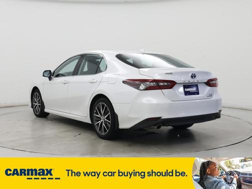 2023 Toyota Camry Hybrid XLE